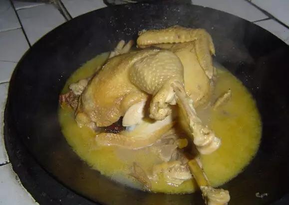小時候的過年，才是過年！大魚大肉「團圓飯限定」滿心期待　一年「只買一次衣服」捨不得穿