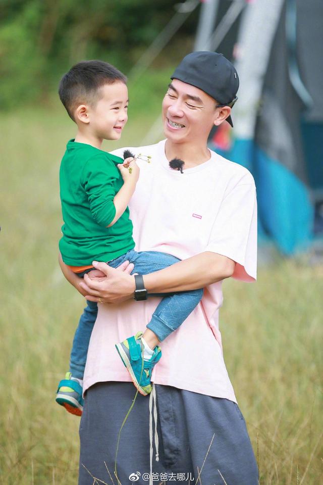 小天使長大了！《爸爸去哪兒》Cindy「暴風抽高」超過田亮肩膀　「身高直逼170」網讚翻：模特兒基因