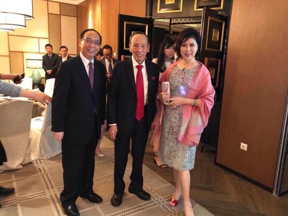 被寵40年！白嘉莉曝重症尪「靠意志力多活18年」始終放不下她　愛妻料理「再難吃也稱讚」畢生溫柔難忘