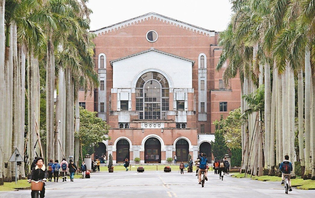 總是吊兒啷噹！朋友「靠作弊考上建中」怕露餡暴瘦5公斤　3年後「下場讓人跌破眼鏡」：環境很重要