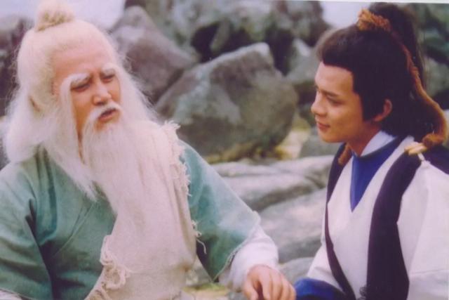 離婚一年多！劉愷威父親再度回應與楊冪關係，「四字」力懟流言  情商令人佩服