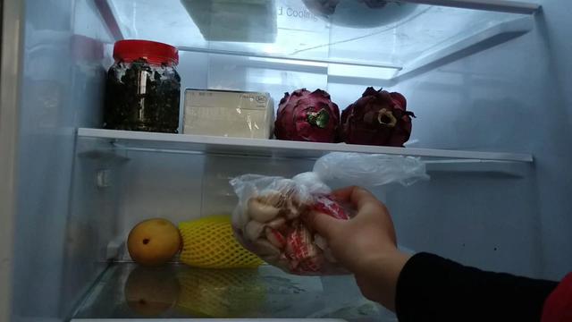 原來保存大蒜這麼簡單！放一年都不會乾癟發芽，太厲害了