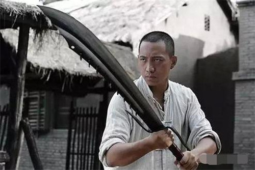 古代大刀為何要裝上鐵環？遇到「刀上有9個環」的趕緊躲遠點：此人不簡單