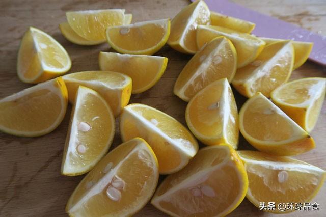 10個柳橙半顆檸檬！教你做酸甜可口「天然柳橙果醬」　抹在吐司「光看就口水直流」
