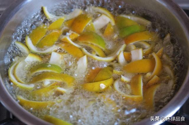 10個柳橙半顆檸檬！教你做酸甜可口「天然柳橙果醬」　抹在吐司「光看就口水直流」