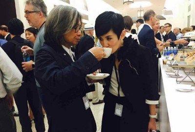 同居22年不結婚！吳君如陳可辛「堅持分房睡」，經濟獨立卻仍感情甜蜜：不願被婚姻束縛