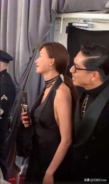 婚後身材更豐滿！林志玲夫妻同框「穿掛脖西裝太省布料」　嬌羞看鏡頭一點不像已為人妻