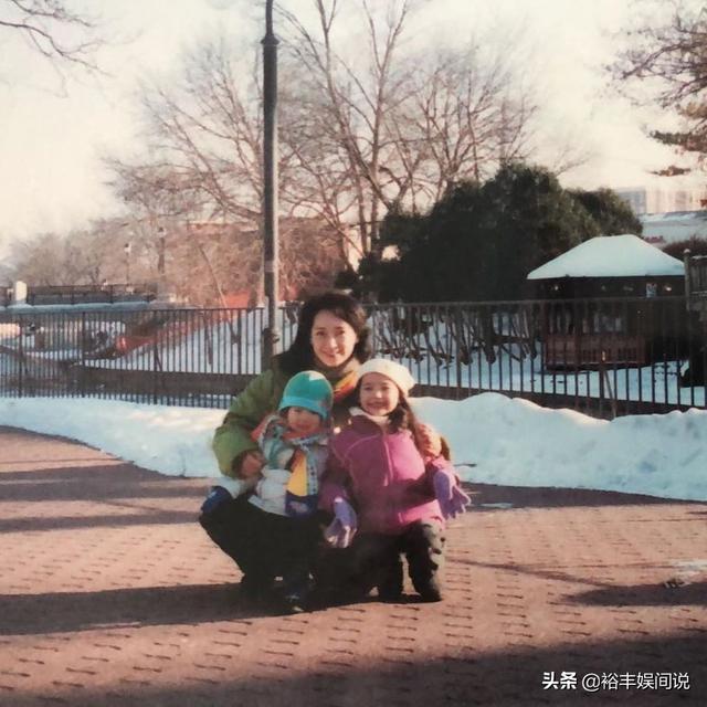 56歲龔慈恩「真心祝福前夫」不強求找伴！　女兒甜美可人「16歲學霸兒高大帥氣」常伴母左右