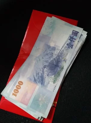 婆婆好有智慧！她沒穩定工作「自卑嫁高學歷獨子」　「婆婆反而加倍疼她」霸氣送超厚紅包網超羨慕
