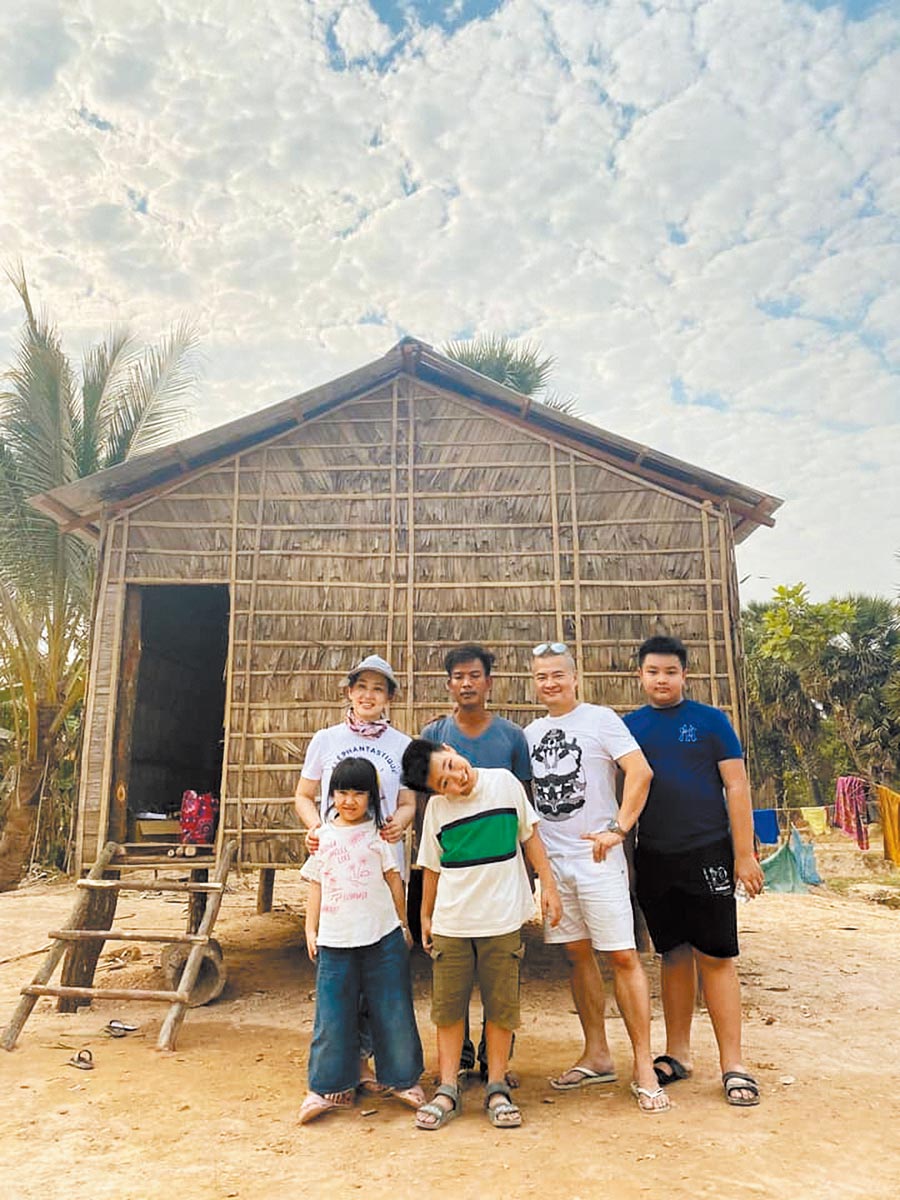 郁方帶3兒女「赴柬埔寨當志工」!目睹「當地窮困生活」:孩子看完全沈默 此行最大收穫:反思惜福