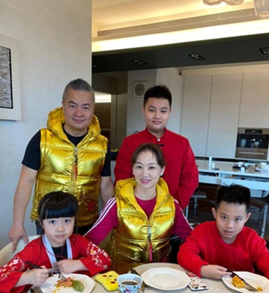 郁方帶3兒女「赴柬埔寨當志工」!目睹「當地窮困生活」:孩子看完全沈默 此行最大收穫:反思惜福