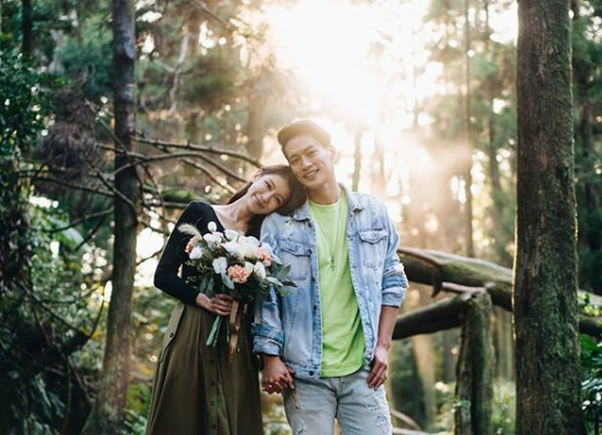 照顧她一輩子❤ 許孟哲「在雪地甜摟愛妻」曬絕美婚紗照 回家衣服亂丟「一路默替她收拾」:要做就不要唸