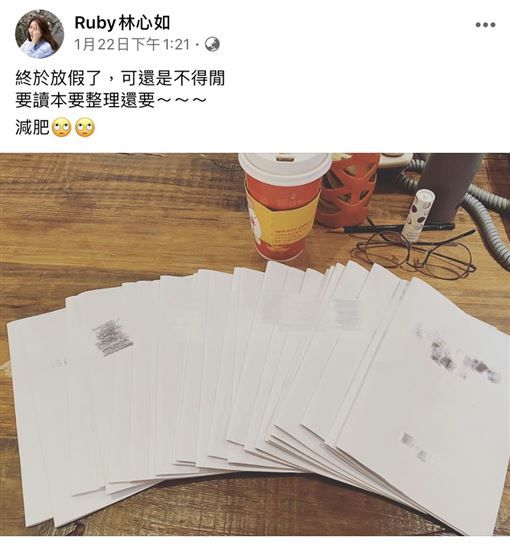 在家樂當奶爸？霍建華「低調探班愛妻」眼神專注超甜蜜　林心如洩收入狀況：「女人也可以養家」