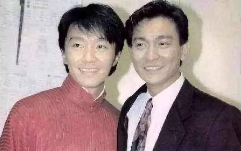 大明星的罕見合照！網整理「不會再有第二張」的珍貴畫面　看到「他倆的昔日合影」網全哭：真的成絕響！