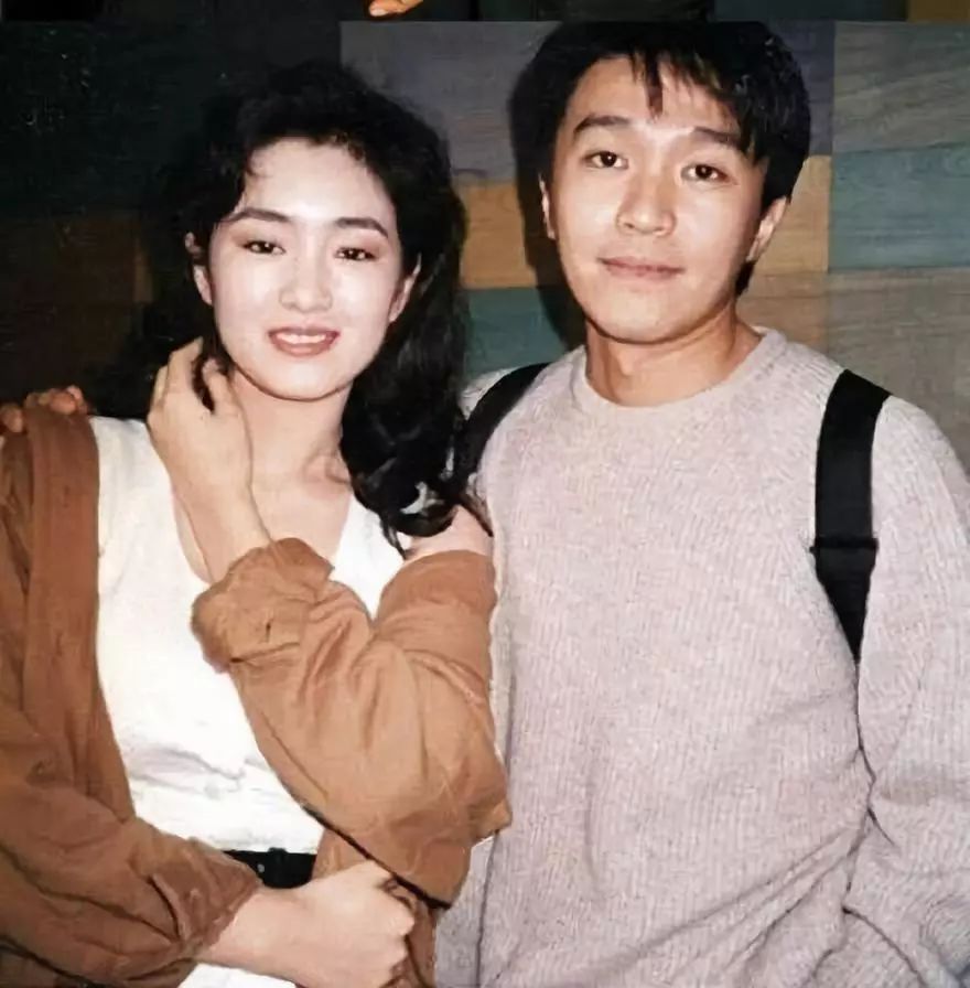 大明星的罕見合照！網整理「不會再有第二張」的珍貴畫面　看到「他倆的昔日合影」網全哭：真的成絕響！