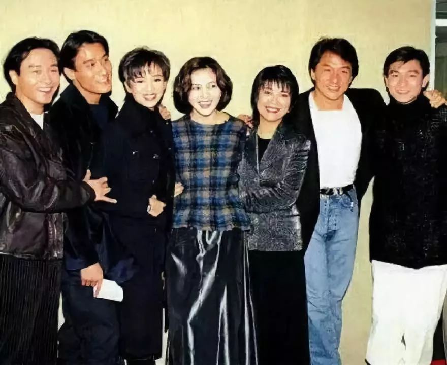 大明星的罕見合照！網整理「不會再有第二張」的珍貴畫面　看到「他倆的昔日合影」網全哭：真的成絕響！