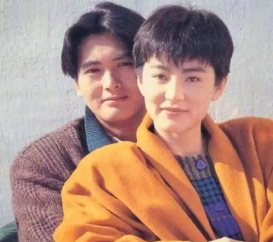 大明星的罕見合照！網整理「不會再有第二張」的珍貴畫面　看到「他倆的昔日合影」網全哭：真的成絕響！