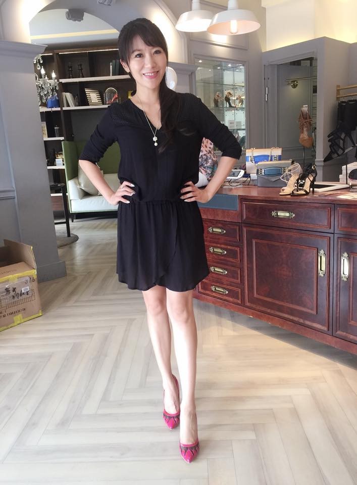 腹部全塞滿!佩甄工作壓力大「內部長東西了」:用手就能摸到