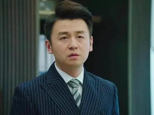 這幾天,老公忙著給情人「送口罩送蔬菜」,妻子決定放生他:我們離婚吧,你的假裝太累了