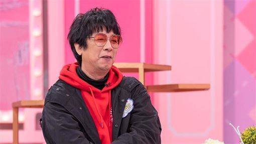 坦蕩快樂就好！曹西平自曝「沒有退休金」名下5房全賣光　連保險都沒有「把未來交給乾兒子」