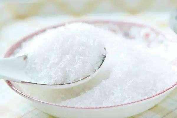 白髮越來越多？因為你經常吃「三種食物」最好少吃點