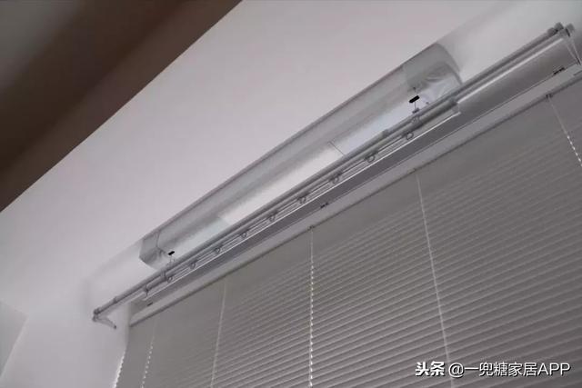 飄窗只能晾衣服？經過她獨特設計「主卧晾衣服  貨倉板當床  玩具藏地下」客廳大到可以讓兩個女兒奔跑，她家太玩太實用了