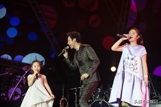 鍾鎮濤67歲生日甜曬「夫妻恩愛照」淚謝現任不離棄　女兒遺傳歌唱「台風穩健」盼當父接班人