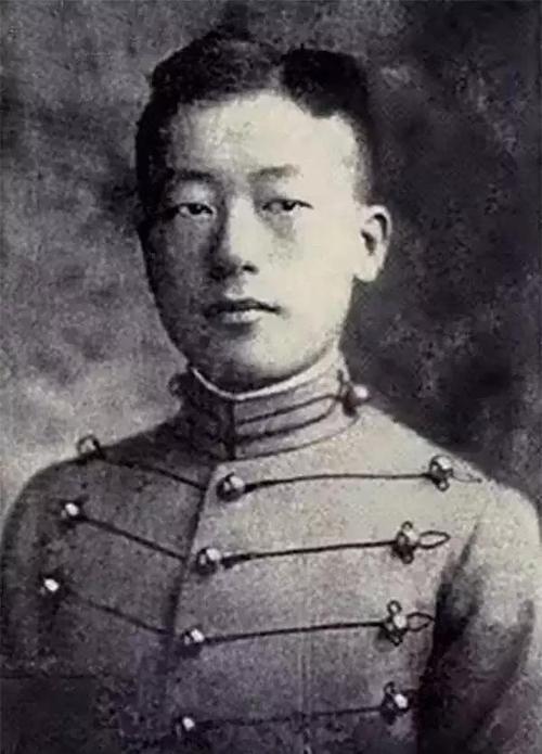 愛妳無怨無悔！老公好友「陪她守寡23年」被拒：不許你拋棄髮妻　發現男方不忠「仍甘願為他養孩子」