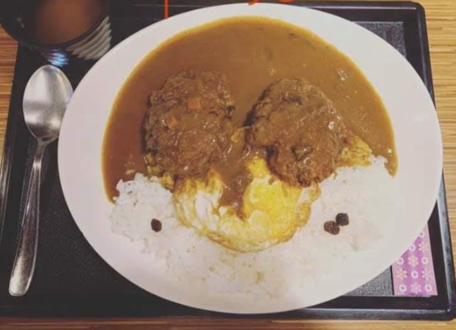 女友突然變冷淡！機智男「從咖哩飯抓包劈腿」比偵探還狂　拿出證據「對方無言了」網讚：眼力超好