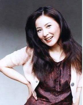 猶如溫室花朵！陳淑樺闖歌壇「媽媽當經紀人」呵護備至　母走後斷絕聯繫「消失演藝圈」62歲現況曝光