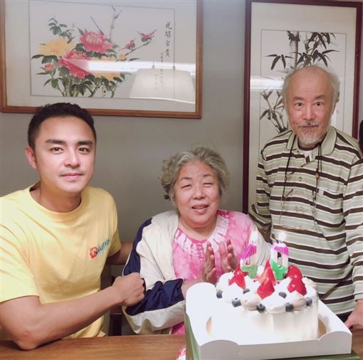 陪父母熬喪子痛！明道40歲「生日願望」有洋蔥　默默行善「助千位貧童餐食」從不居功