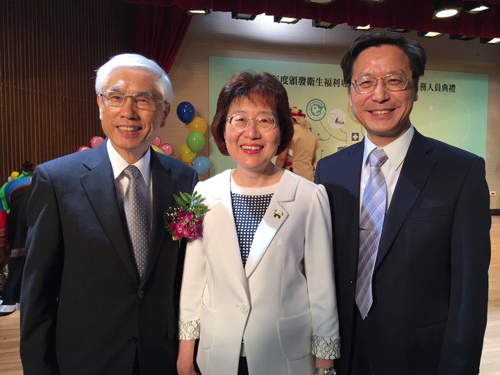 默默付出！陳時中背後「3位防疫英雄」超過2個月沒休息　沒日沒夜為疫情努力「讓台灣被世界看見」