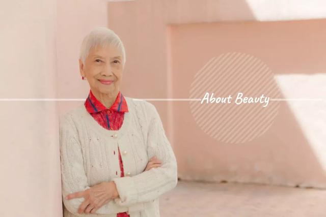 做一生家庭主婦「89歲丈夫離去」轉念：為自己活　「93歲出道當模特兒」爆紅：我想永遠當少女