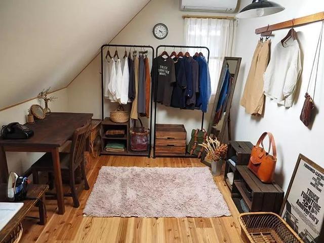 遠離塵囂！小夫妻辭工作「帶兒女返鄉」展開田園生活　孩子跟爺爺下田耕作「家住父母隔壁」徜徉大自然