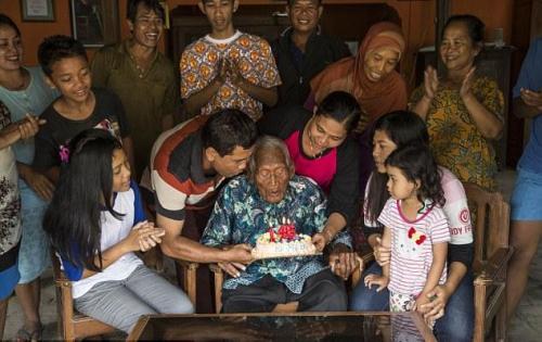 活了146歲！先後娶四任妻子「妻子和兒女都離他而去」晚年：不想孤獨的活著