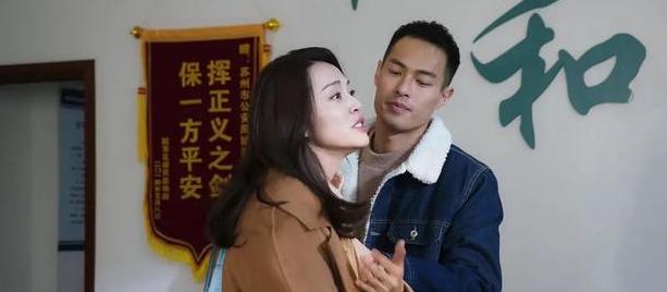 婆婆大罵兒媳:掙得少就要多幹活,你就該伺候我兒子!兒媳霸氣「一句話」讓她無言以對