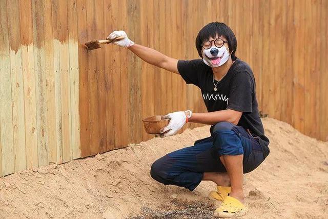 親自蓋農場！他賣都市房「租110畝山頭25年」　不沉迷電子產品「女兒在大自然中成長」近況羨煞全網