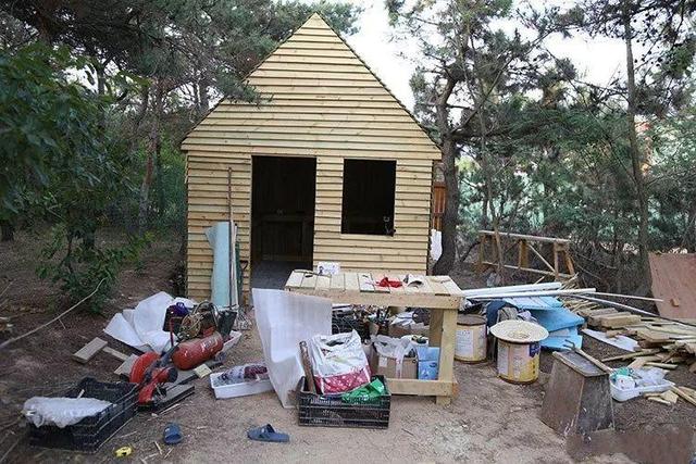 親自蓋農場！他賣都市房「租110畝山頭25年」　不沉迷電子產品「女兒在大自然中成長」近況羨煞全網