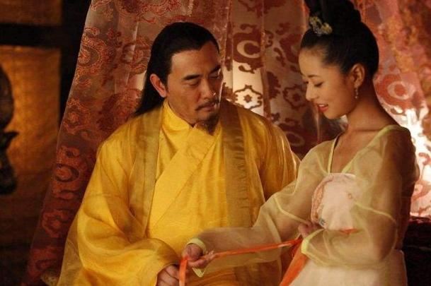 規矩這麼多？妃子服侍皇帝時「除了不能發聲」，還要忍受3件事：常人難以接受
