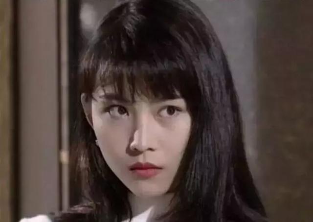 蔡少芬年輕時有多美?滿滿的膠原蛋白,盛世容顏實在令人驚艷