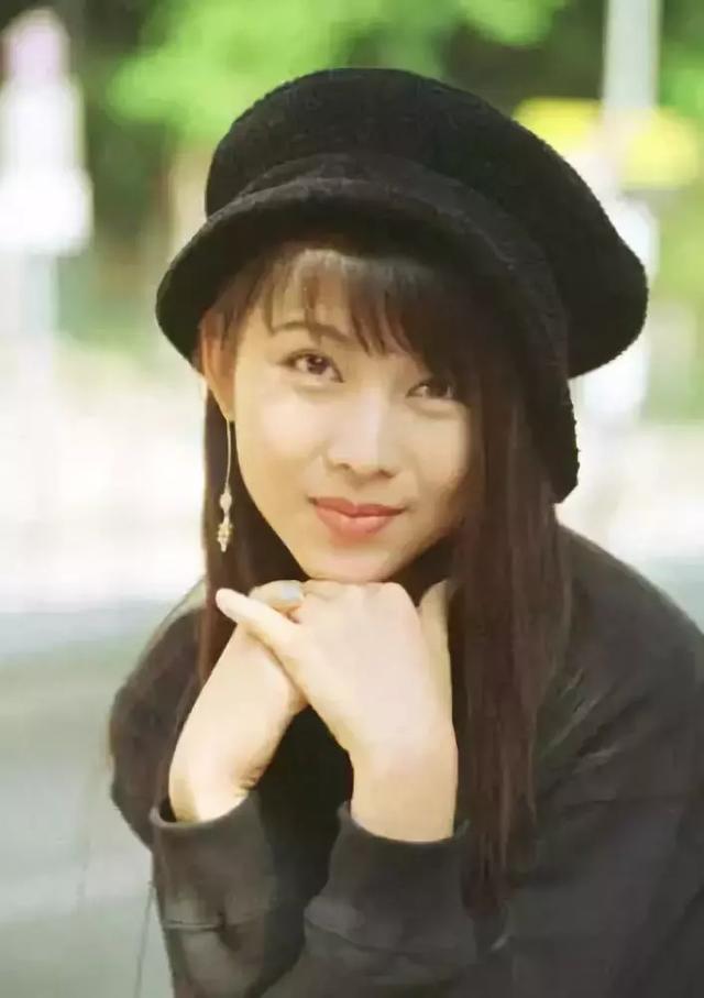 蔡少芬年輕時有多美?滿滿的膠原蛋白,盛世容顏實在令人驚艷