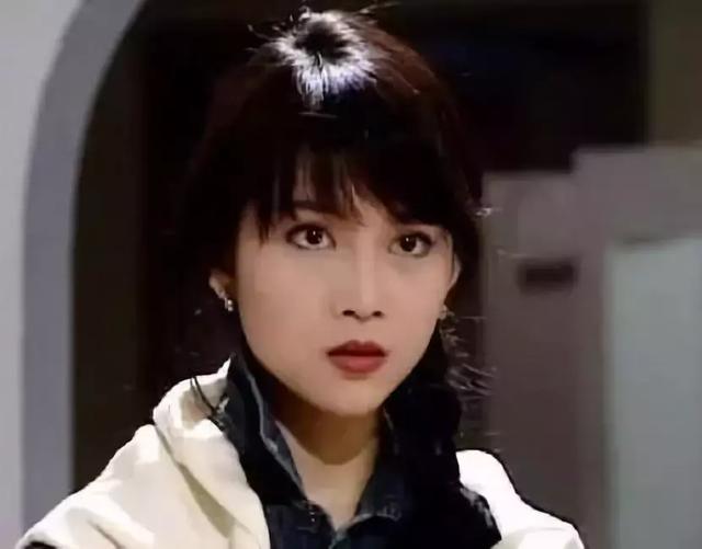 蔡少芬年輕時有多美?滿滿的膠原蛋白,盛世容顏實在令人驚艷