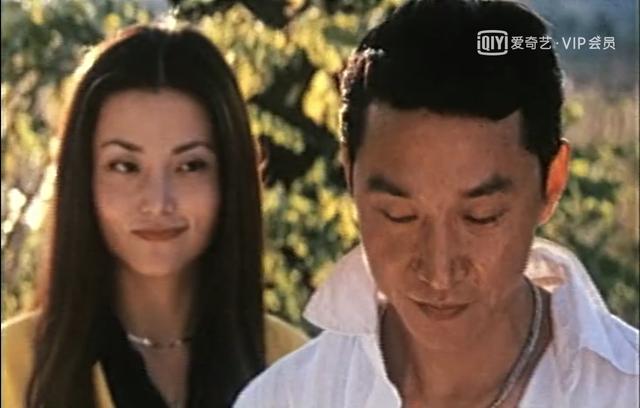 紅顏薄命!《情深深雨濛濛》方瑜年僅33歲「穿婚紗與世告別」 男友到場致哀「一生3段情來不及幸福」