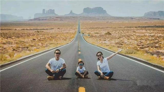 醫生給寶寶「辦理出生證明」誤將名字打錯,寶媽看後轉怒為喜,當場拍板:挺好的不改了