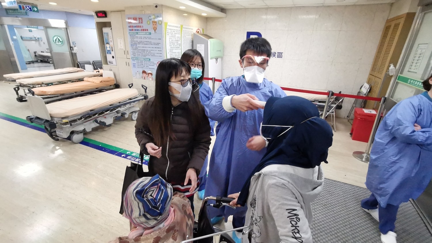防疫壓力太大？北市醫院傳出「50醫護集體請辭」　院方坦言「今年走了86人」指揮中心緊急回應了