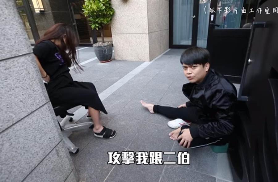 【快訊】歹徒抓到了！蔡阿嘎「遭黑衣男攻擊」孕妻也遭殃　畫面曝光「還有共犯埋伏」：是預謀