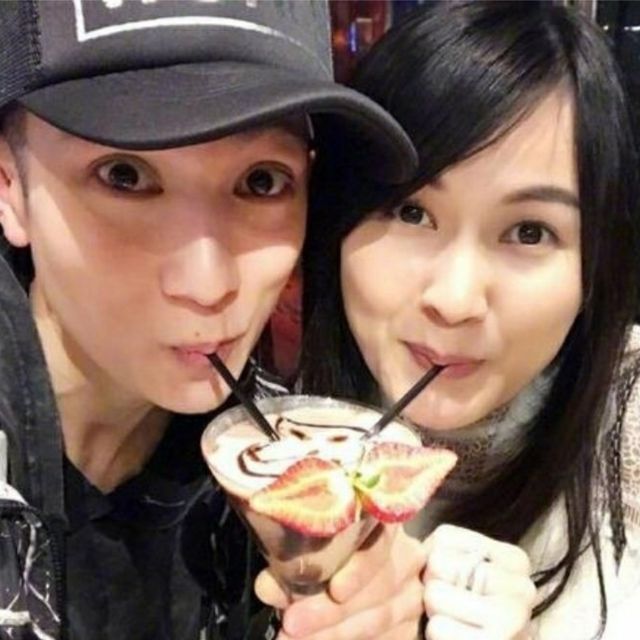 婚禮遲到15年！吳尊終於補辦「老婆披婚紗圓夢了」　秀出「16年前青澀照片」甜喊：有妳，我就美滿❤　