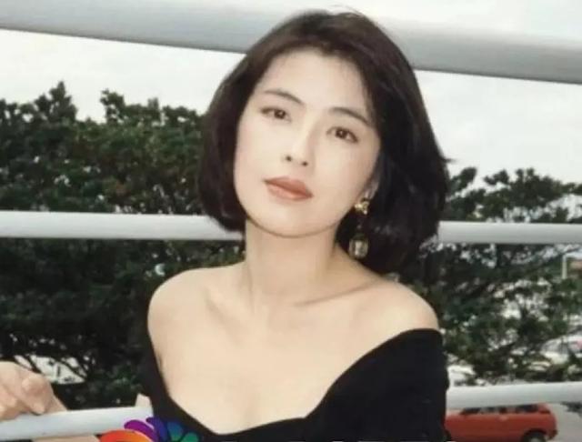 天王背後的女人! 「低谷時不離不棄」 為愛淡出娛樂圈 「夫妻恩愛32年」 兩個女兒美麗漂亮!