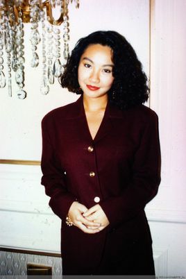 賀歲片《富貴逼人》驃叔嬸病逝「三女兒近況」曝光 招弟「小童星變學霸」樂享低調人生