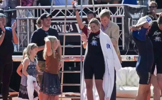 王子為娶平民女孩願放棄王位!夫妻節儉樸實「從全國反對到萬人擁戴」 結婚18年生3公主依舊甜蜜